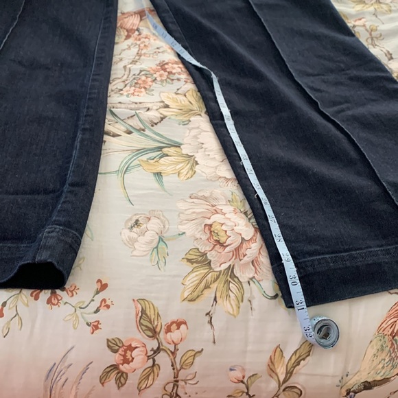 Loft ON TREND WIDE LEG dark denim sewn in seam NWT - Picture 11 of 11